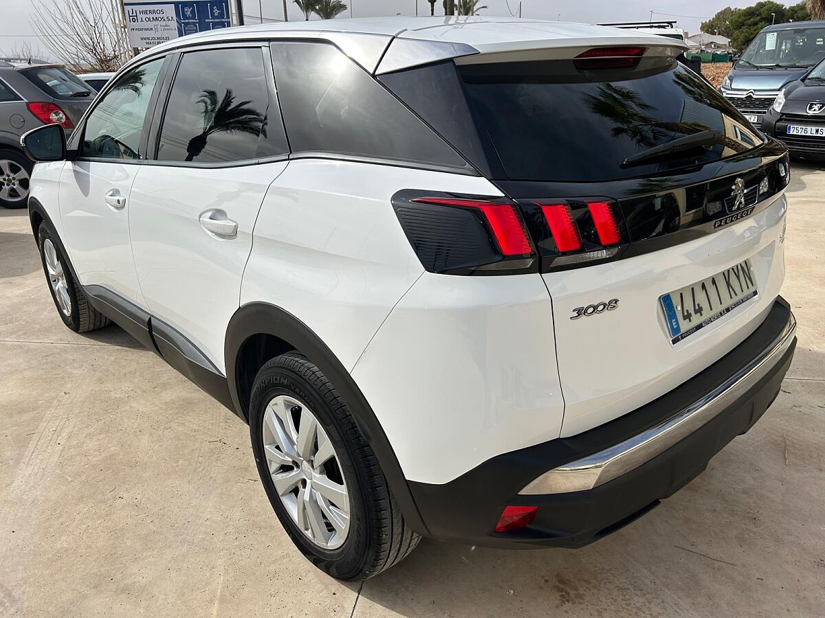 PEUGEOT 3008 ACTIVE 1.2 E-THP AUTO SPANISH LHD IN SPAIN 80000 MILES SUPERB 2019